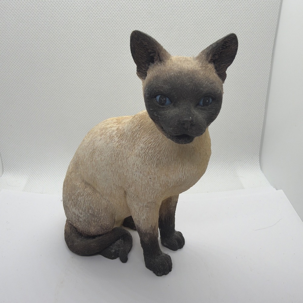 Vintage 5" Tall Ceramic Siamese Cat Figurine Blue Eyes Sitting Feline Decor